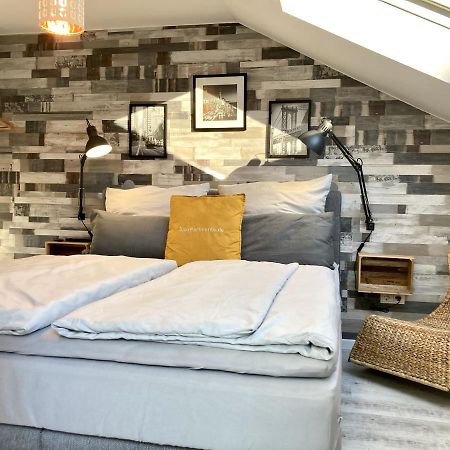 Living At Saarpartments - Adultsonly - Business & Holiday Homes With Kitchen For Long- And Short Term Stay, 3 Min To St Johanner Markt And Points Of Interest Саарбрюкен Екстериор снимка